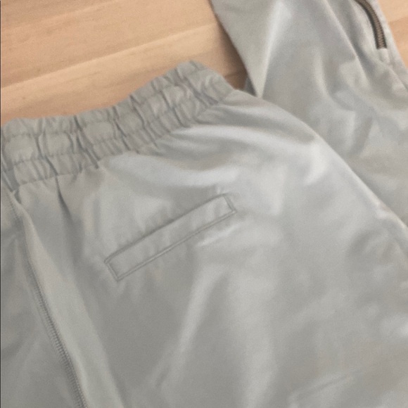 ZYIA Gray Everywhere Zipper Jogger - Picture 4 of 5